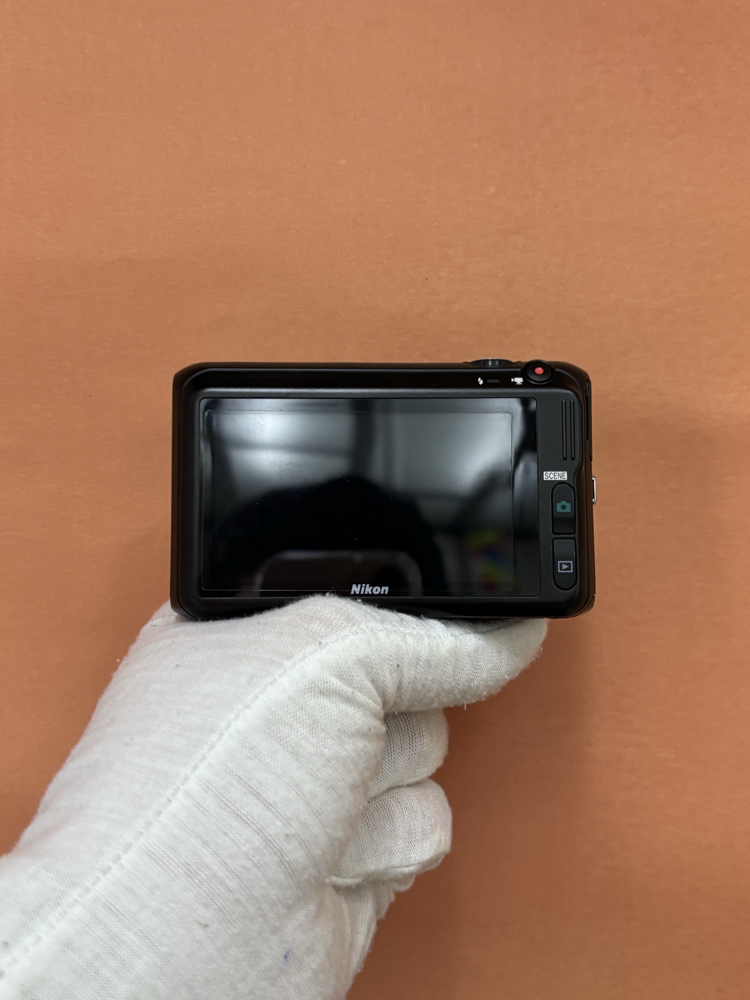 Nikon Coolpix S6400