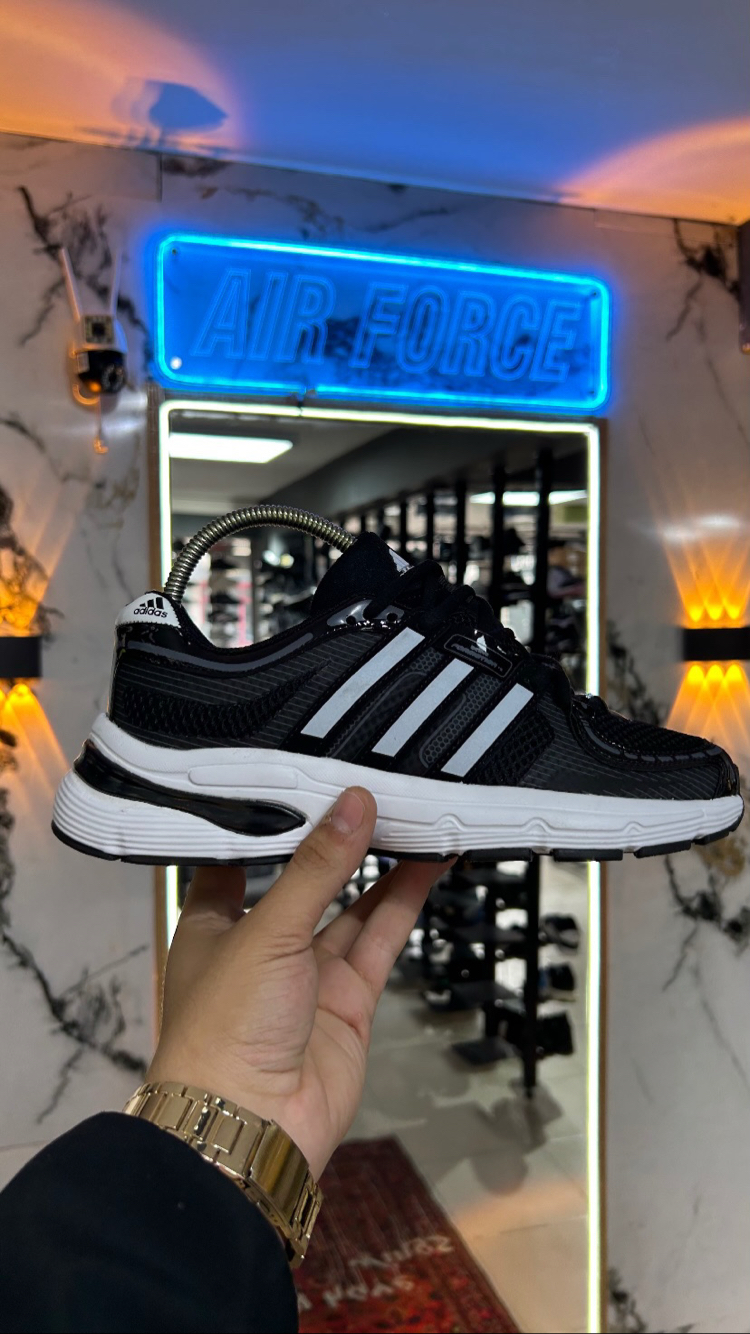 Adidas formantion