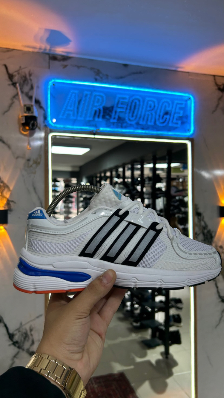 Adidas formantion