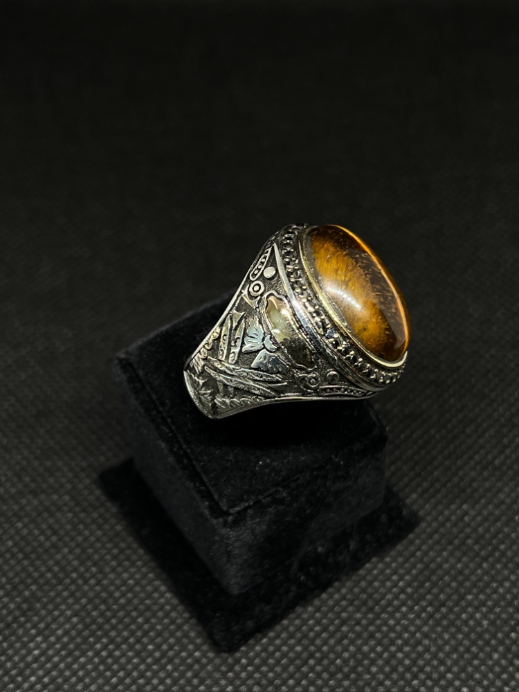 925 Ayar Gümüş Yüzük – Kaplan Gözü (Tiger Eye) Taşlı, Bronz Detaylı