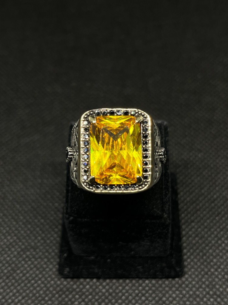 Gümüş Yüzük – Amber (Kehribar Tonu) Uzun Dikdörtgen Kesim Taşlı