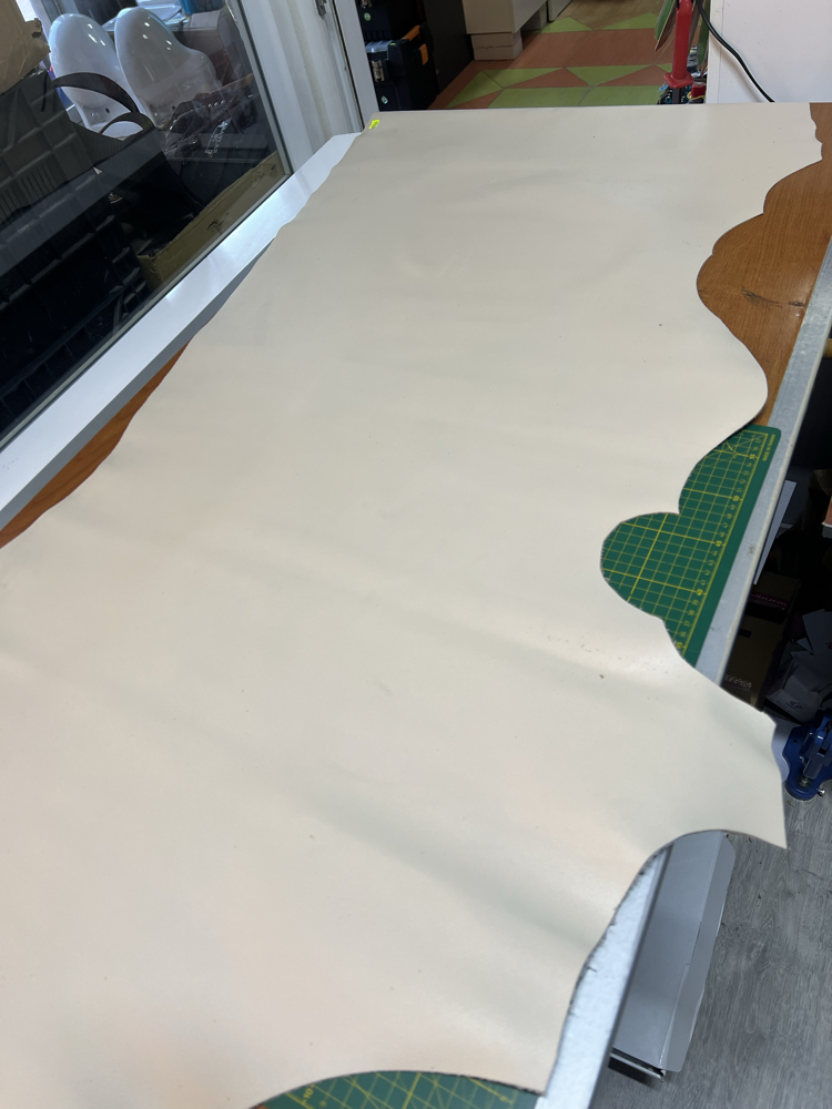 108 Desi açık krem