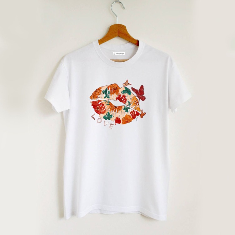 Retro Çiçekli Dudak Tasarım Tshirt