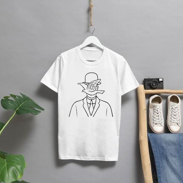Rene Magritte Melon Şapkalı Adam Tshirt