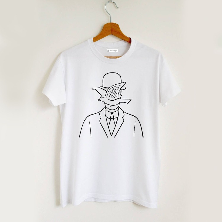 Rene Magritte Melon Şapkalı Adam Tshirt