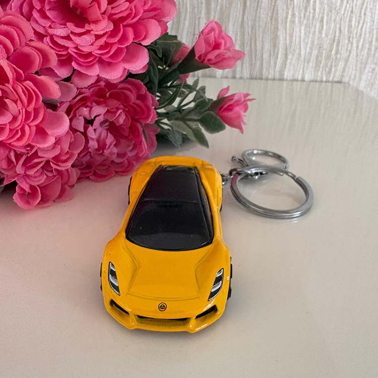 Hot Wheels Spor Araba Anahtarlık Serisi