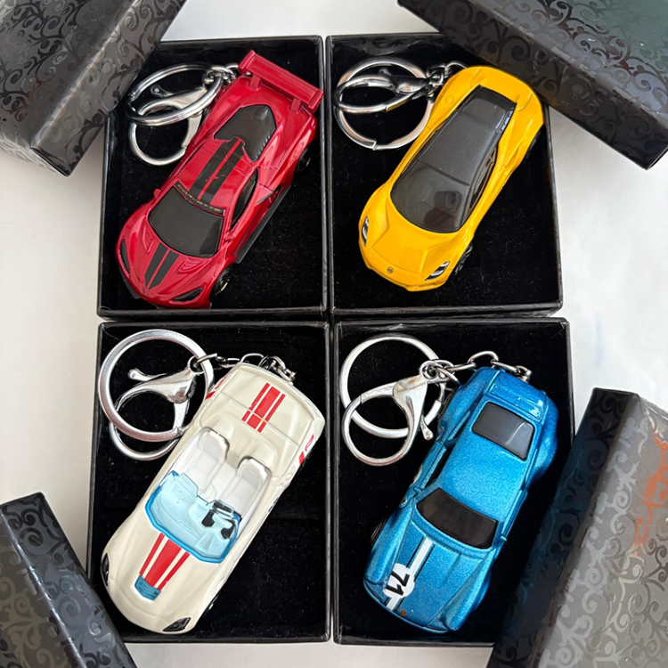 Hot Wheels Spor Araba Anahtarlık Serisi