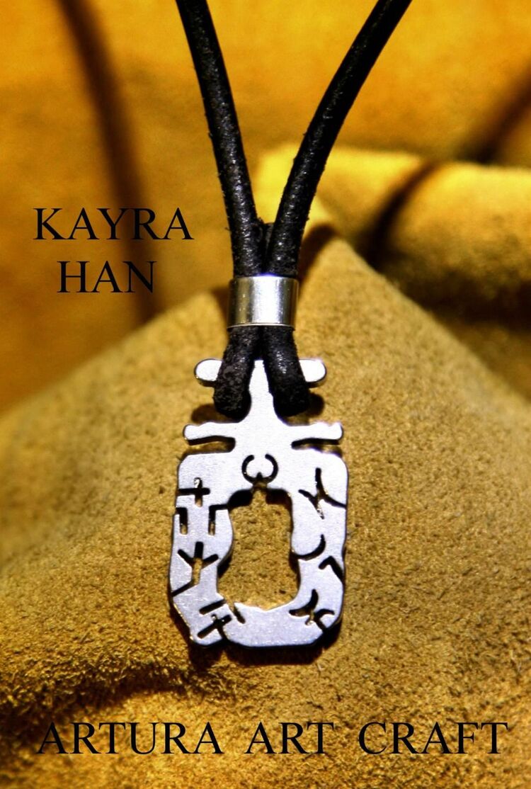 Kayra Han Kolye