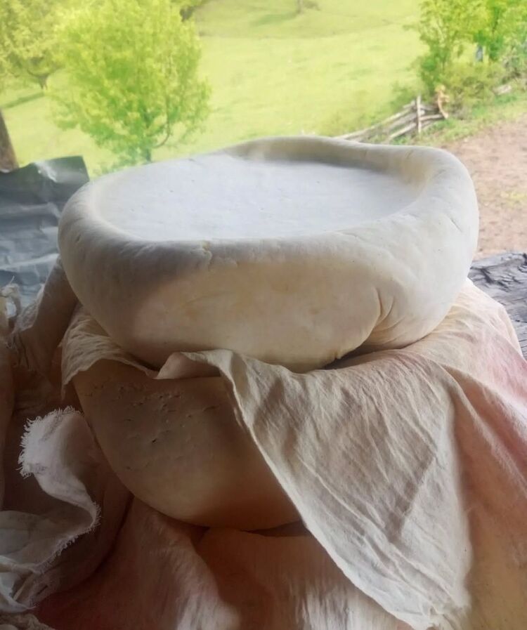 1 kg Şavşat gorcolo peyniri