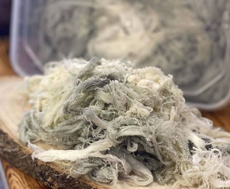 1 kg göğermis yeşil çeçil peyniri