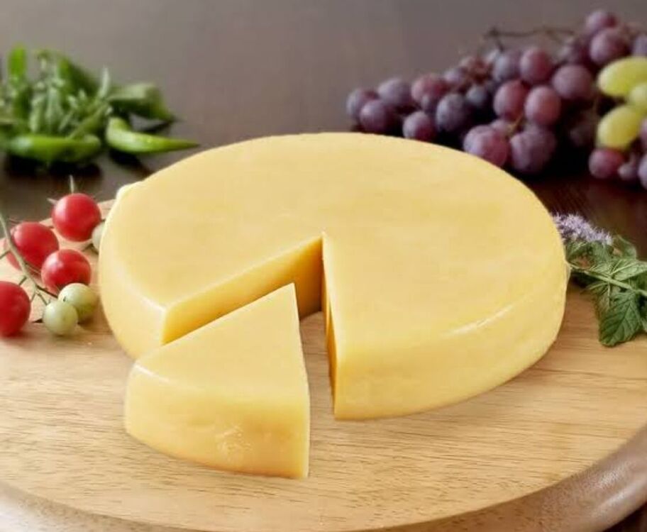 1 kg taze göbek kaşar peyniri