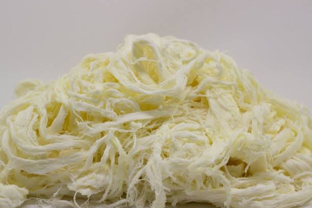 1 kg az tuzlu kuru çeçil peynir