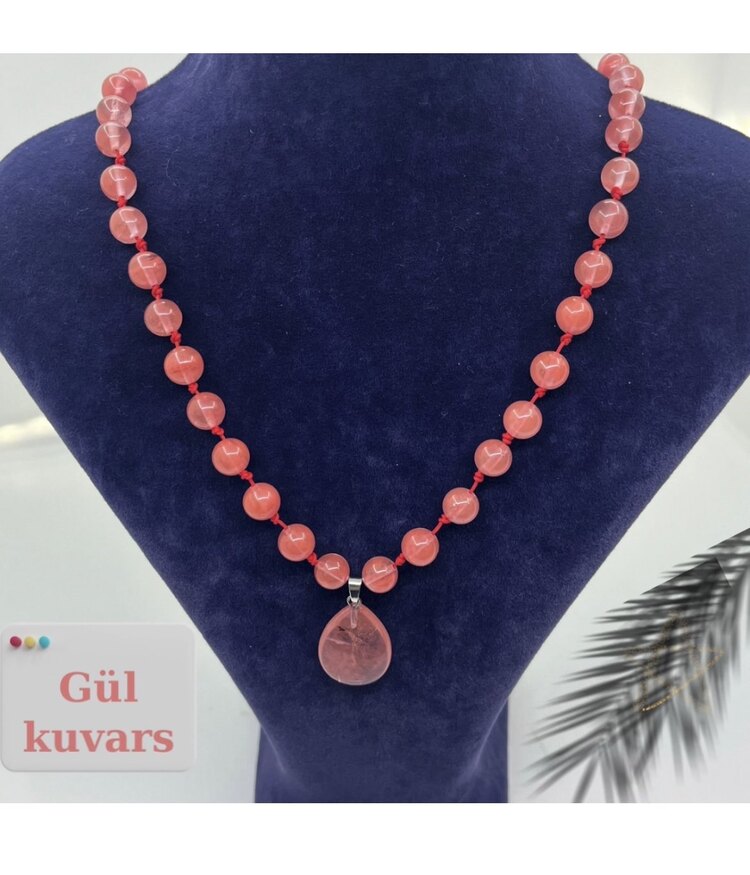Gül Kuvars Kolye