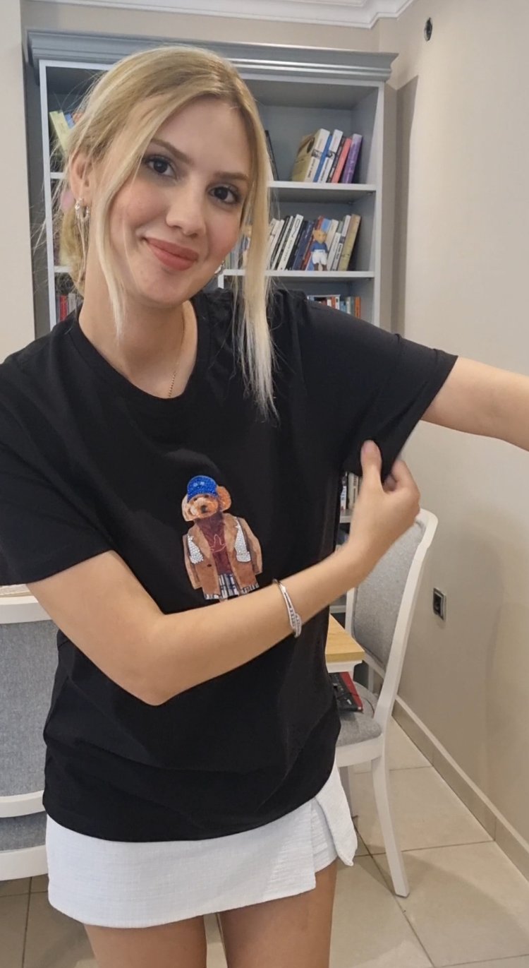 ikonik şapka bym tişört