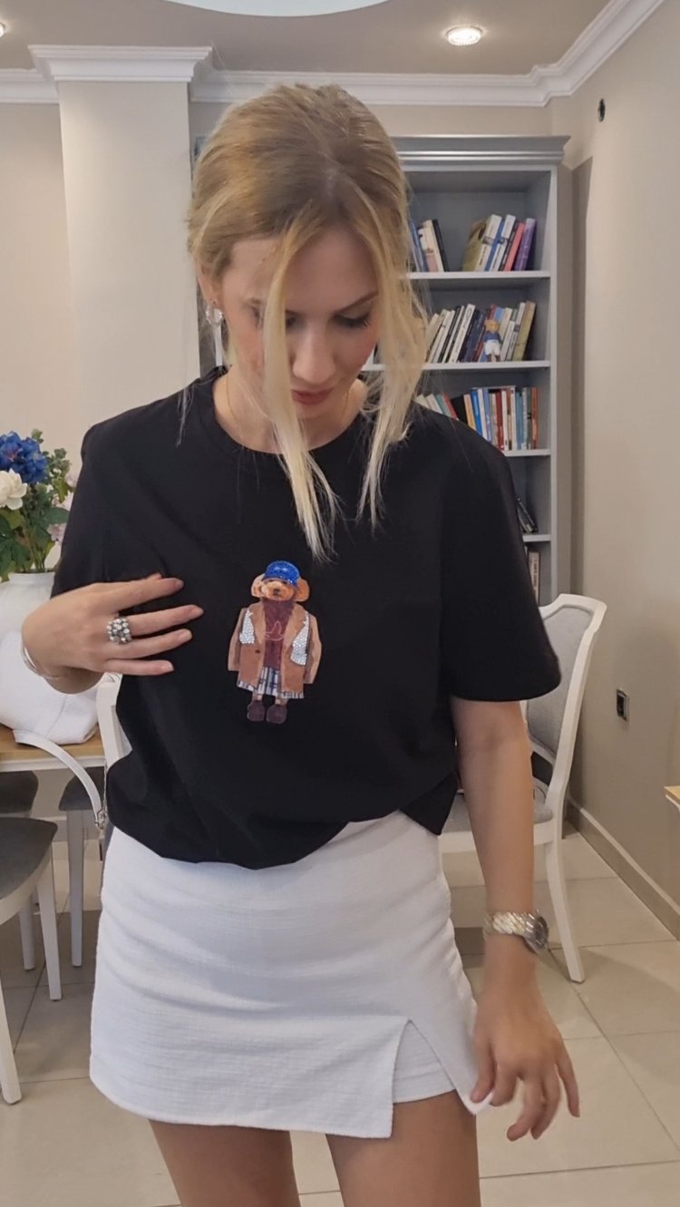 ikonik şapka bym tişört