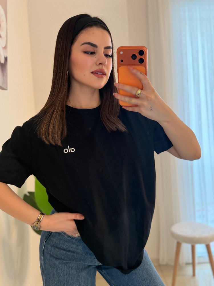 siyah allo tişört