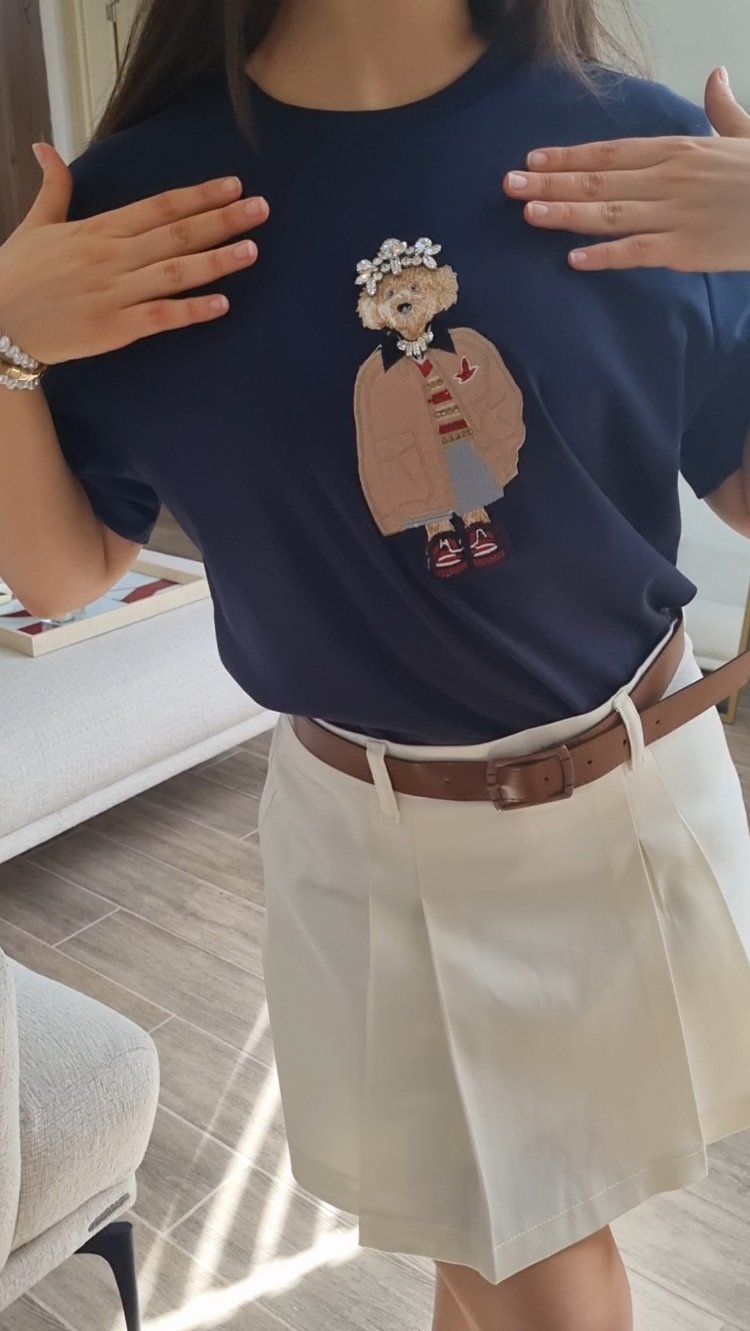 laci ikonik bym tişört 