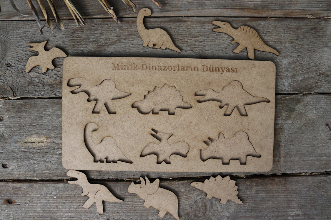 Minik Dinozorların Dünyası Ahşap Yapboz 