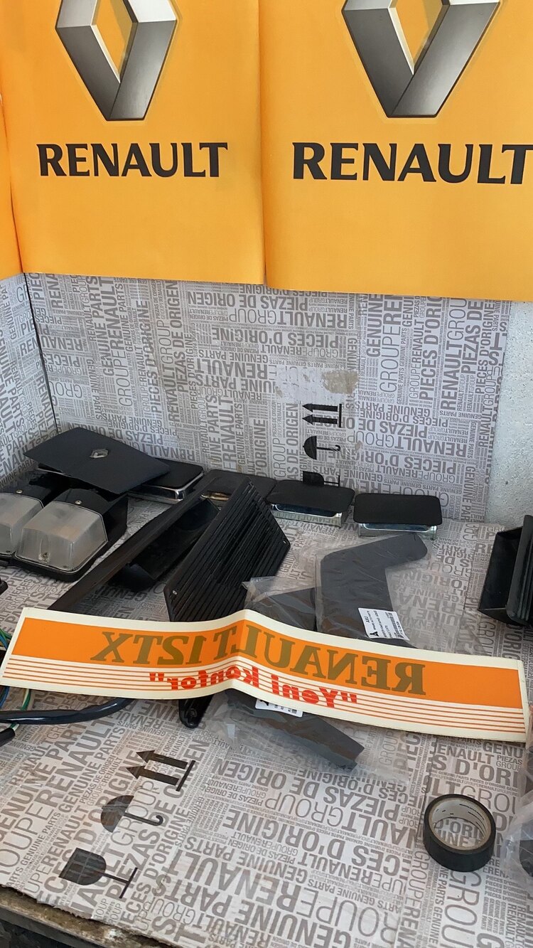 RENAULT 12 TX ARKA CAM YAZISI