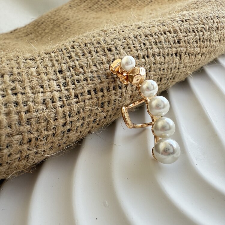 İnci earcuff