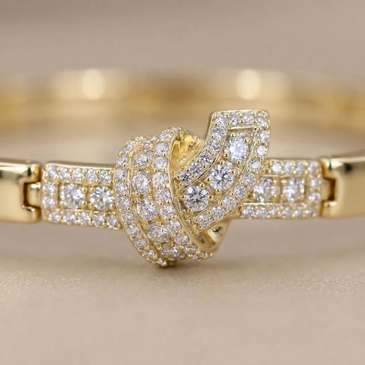 Royal bracelet