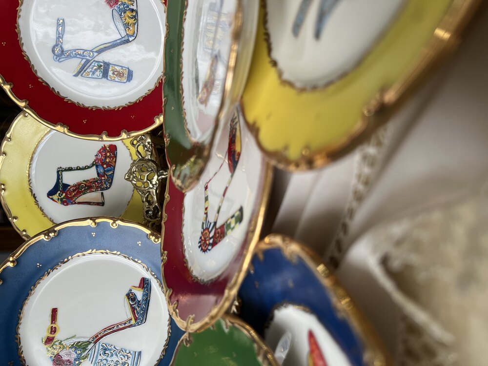 Mavi Dolce Gabbana Sandalet Desenli Pasta Tabağı