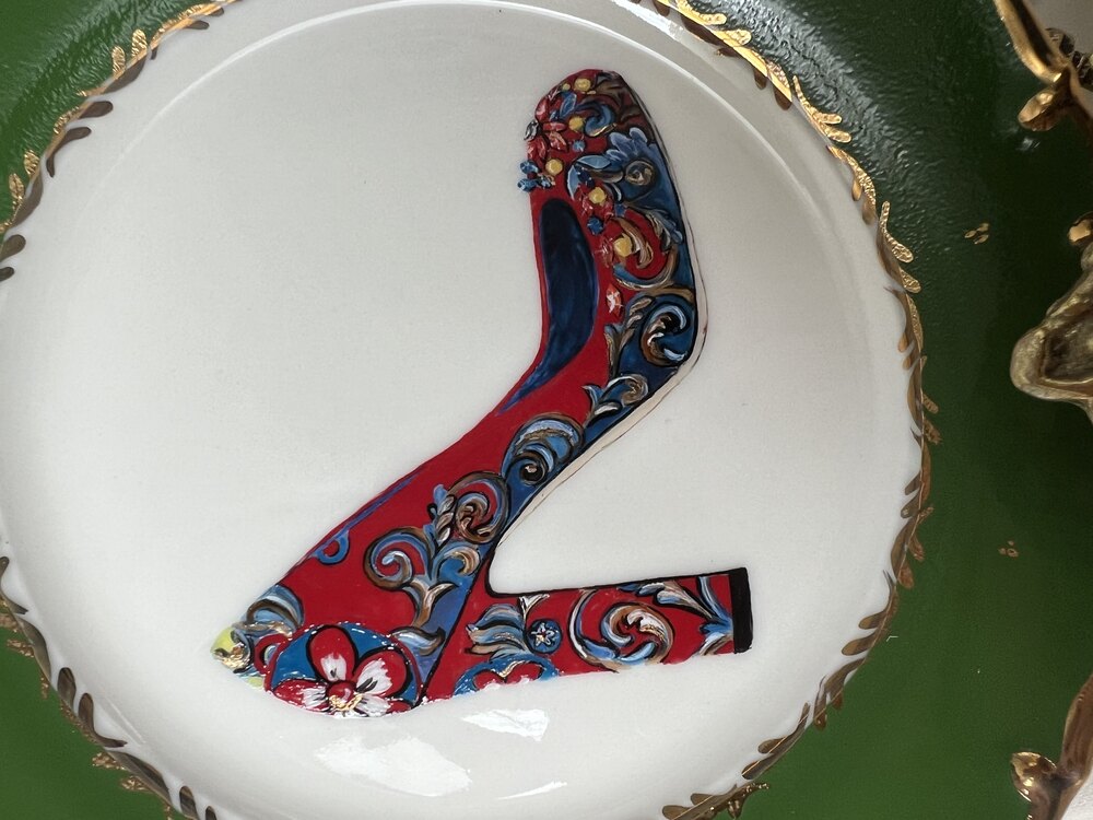 Yeşil Dolce Gabbana Ayakkabı Desenli Pasta Tabağı