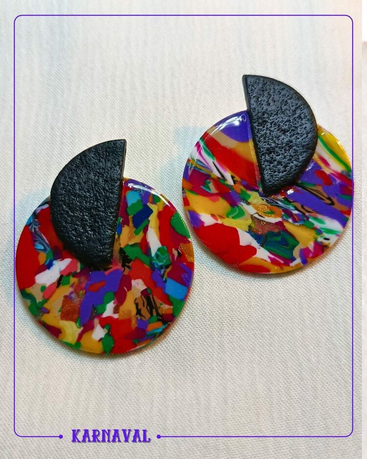 Karnaval Küpe 