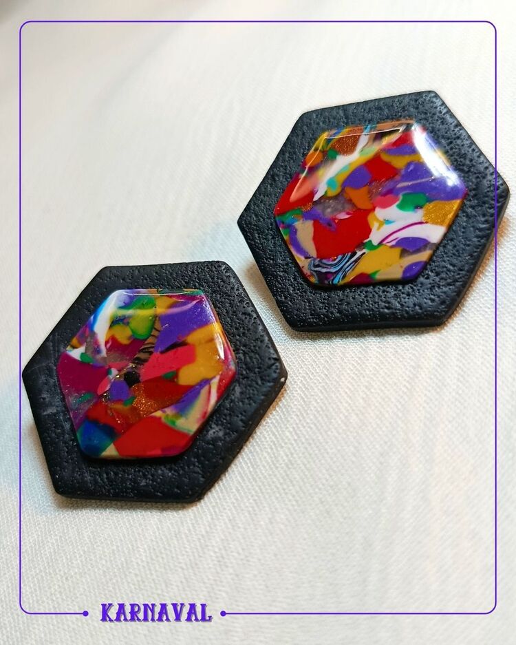 Karnaval Küpe 