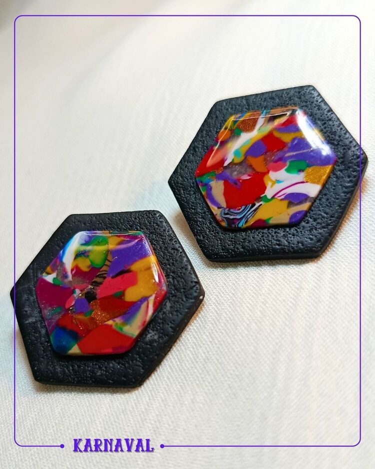 Karnaval Küpe 