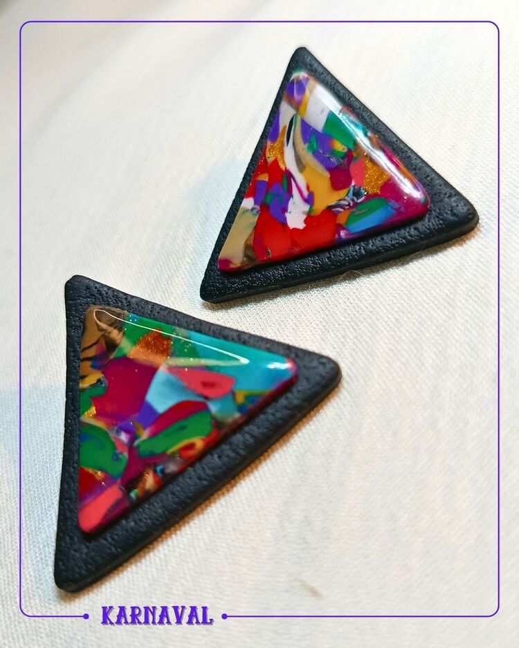 Karnaval Küpe 