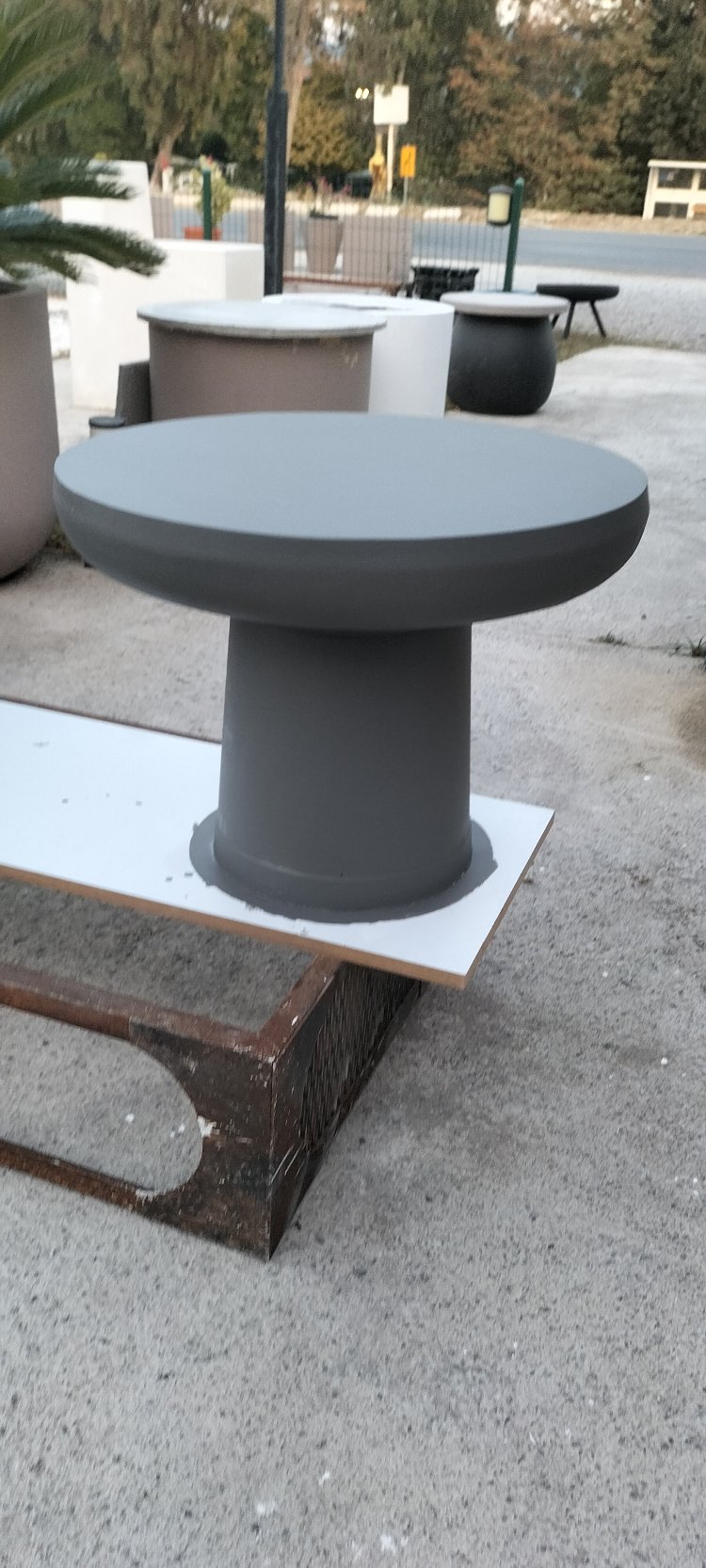 mini beton sehpa