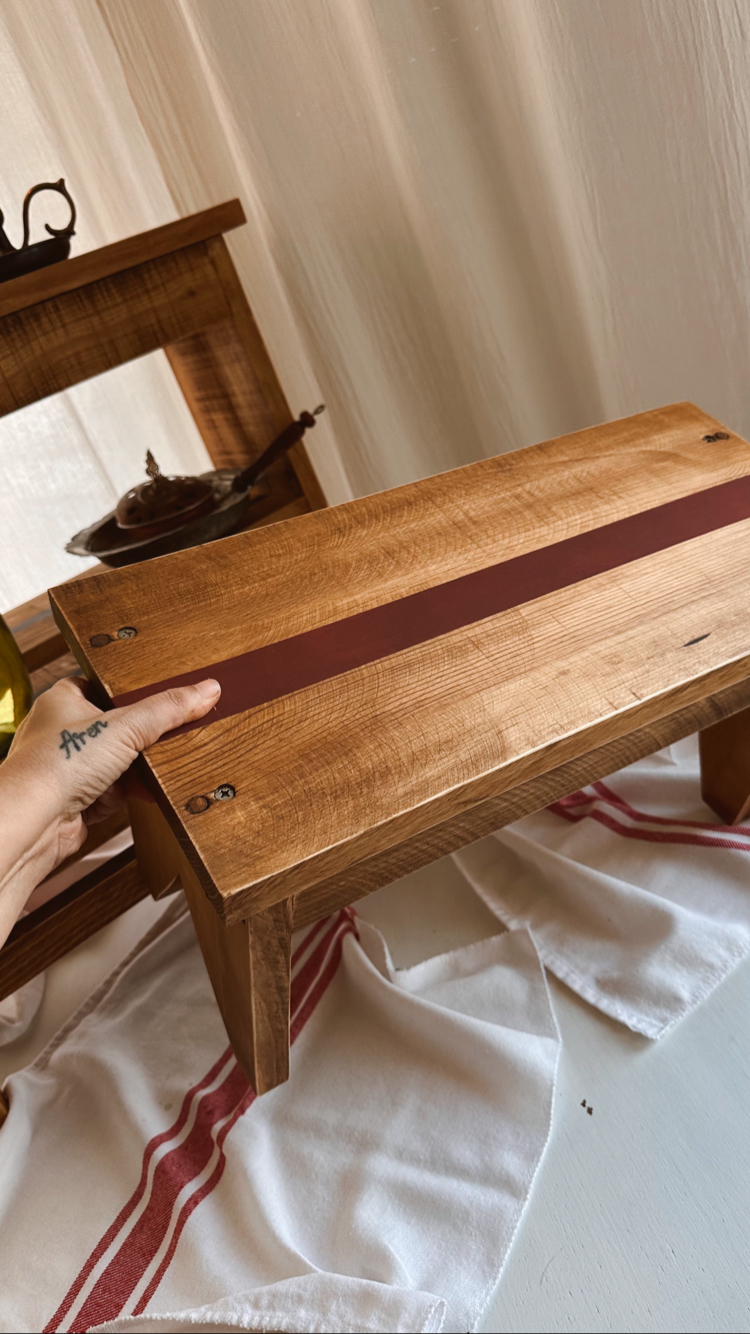 Rustic Tabure