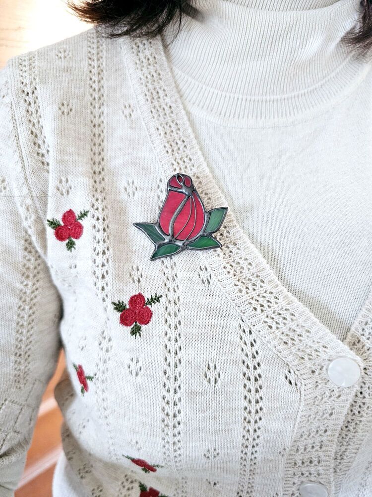 Gül Broş
