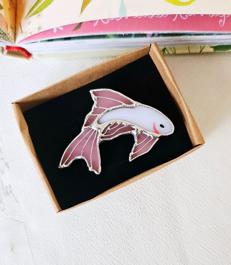 Pembe Koi Balık Broş