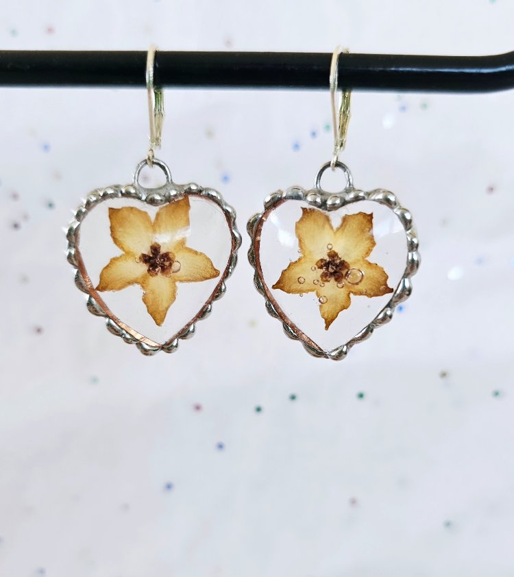 Mum Çiçeği Küpeler (Hoya)