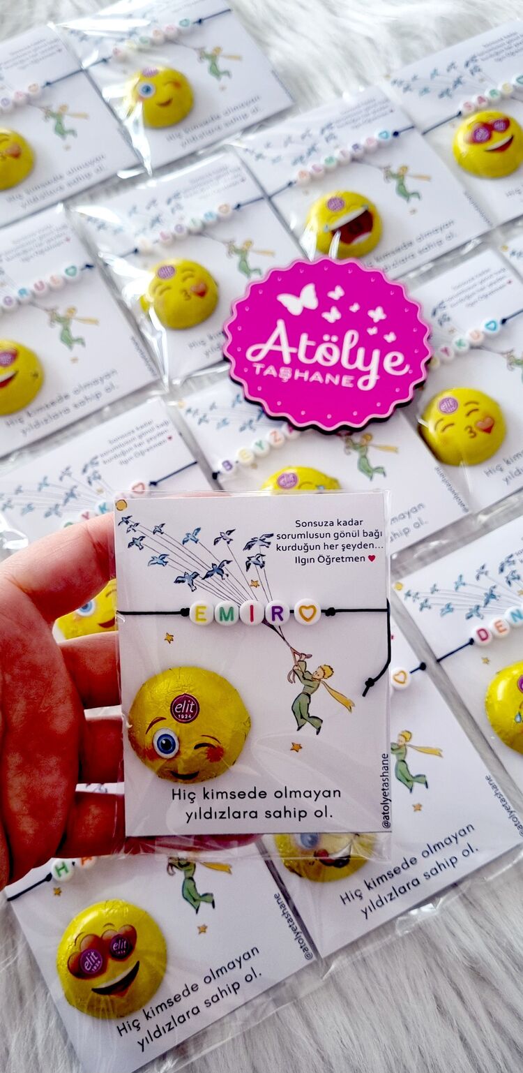 İsimli Bileklik ve Emoji Çikolata