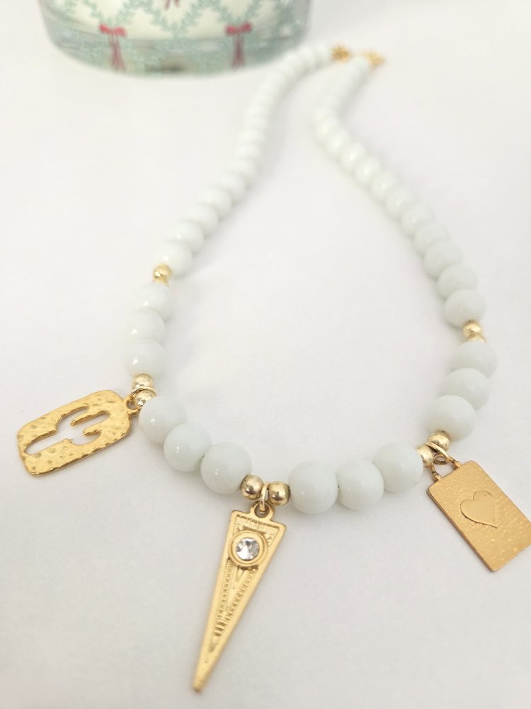 Cam charm'lı kolye