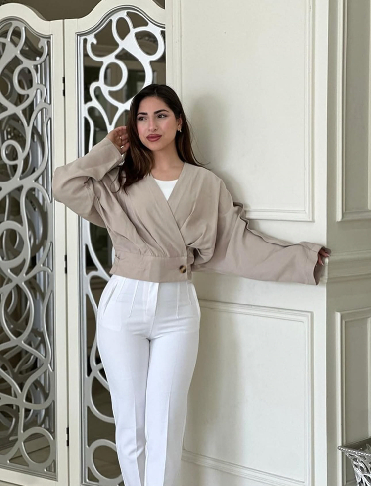 Büzgülü Kemerli Vizon Bluz