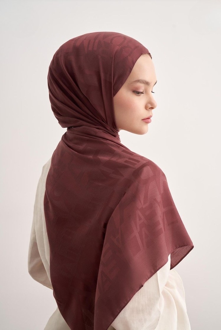 Yazı Desen Jakar İtalyan İpekli Şal - Red Brown 
