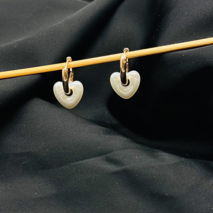Kalp geçişli gold küpe