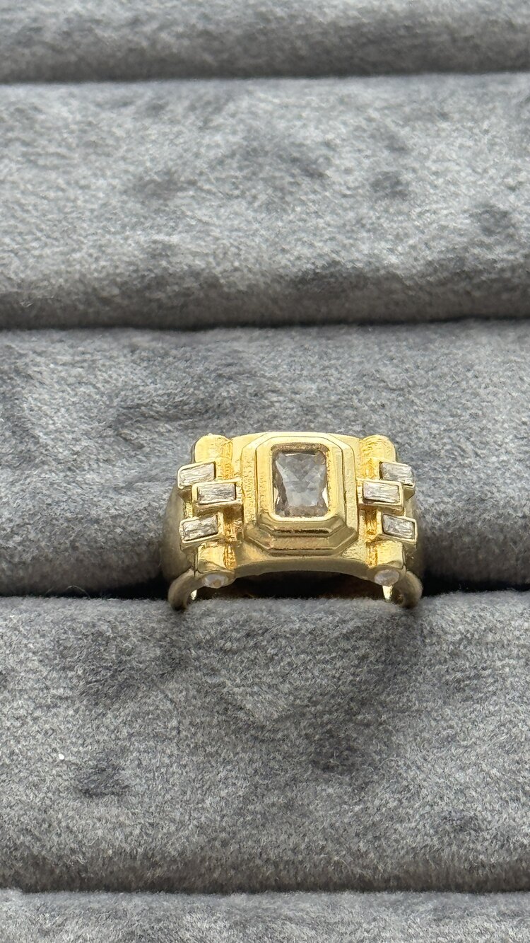 Baget Taşlı Çelik Gold Yüzük