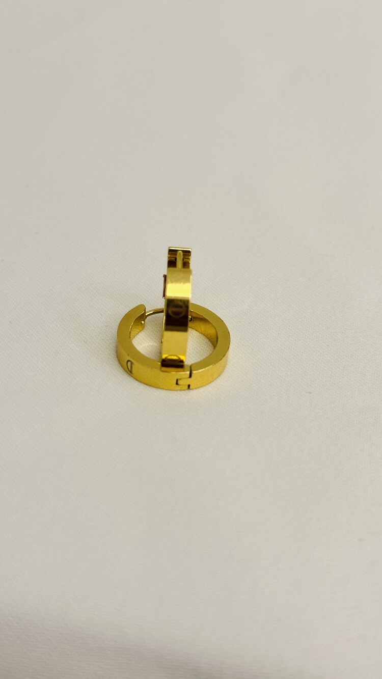 Gold cartier küpe