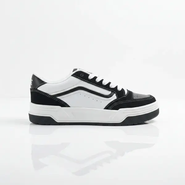 VANS HYLANE
