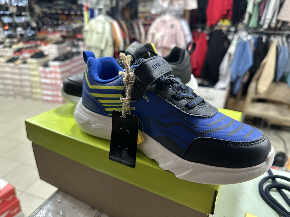 Lumberjack Işıklı Erkek Çocuk Sporu siyah ve lacivert renk