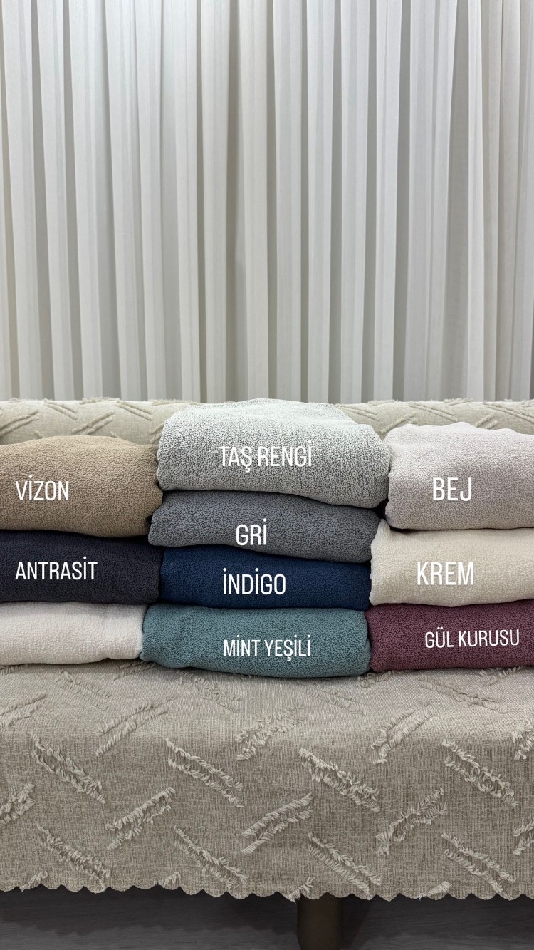 3+3+1+1 KREM RENGİ BOHEM KUMAŞ