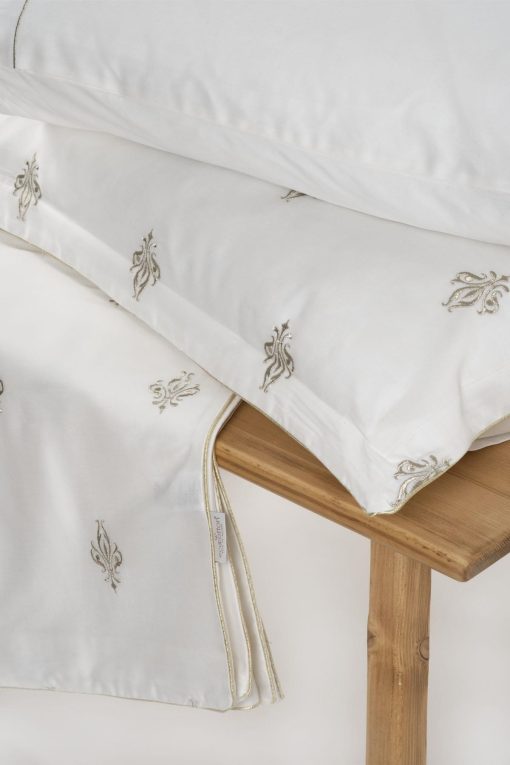 Ecocotton Aslışah Nevresim Takımı %100 Organik Pamuk Saten Nakışlı Beyaz Çift Kişilik