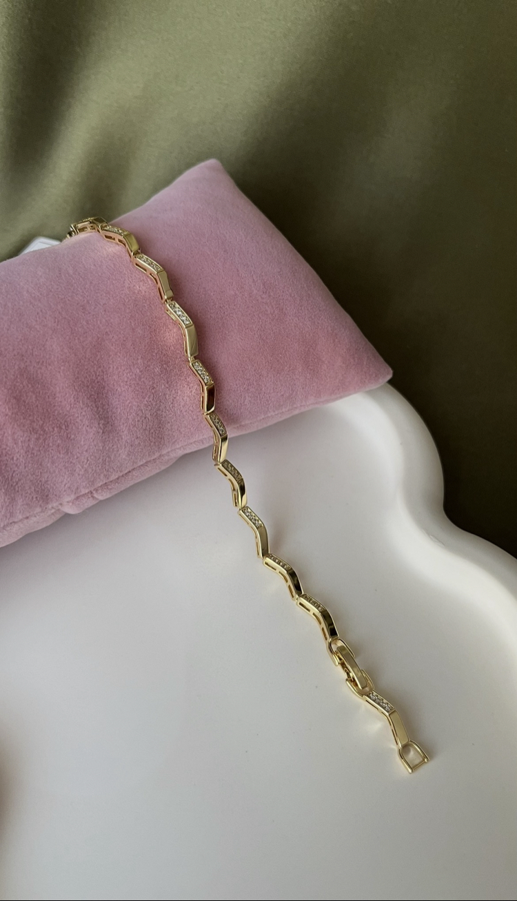 Zigzag model Zirkon taşlı bileklik