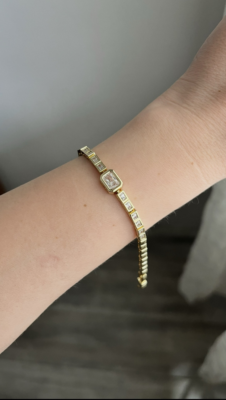 Baget taşlı 14k gold bileklik