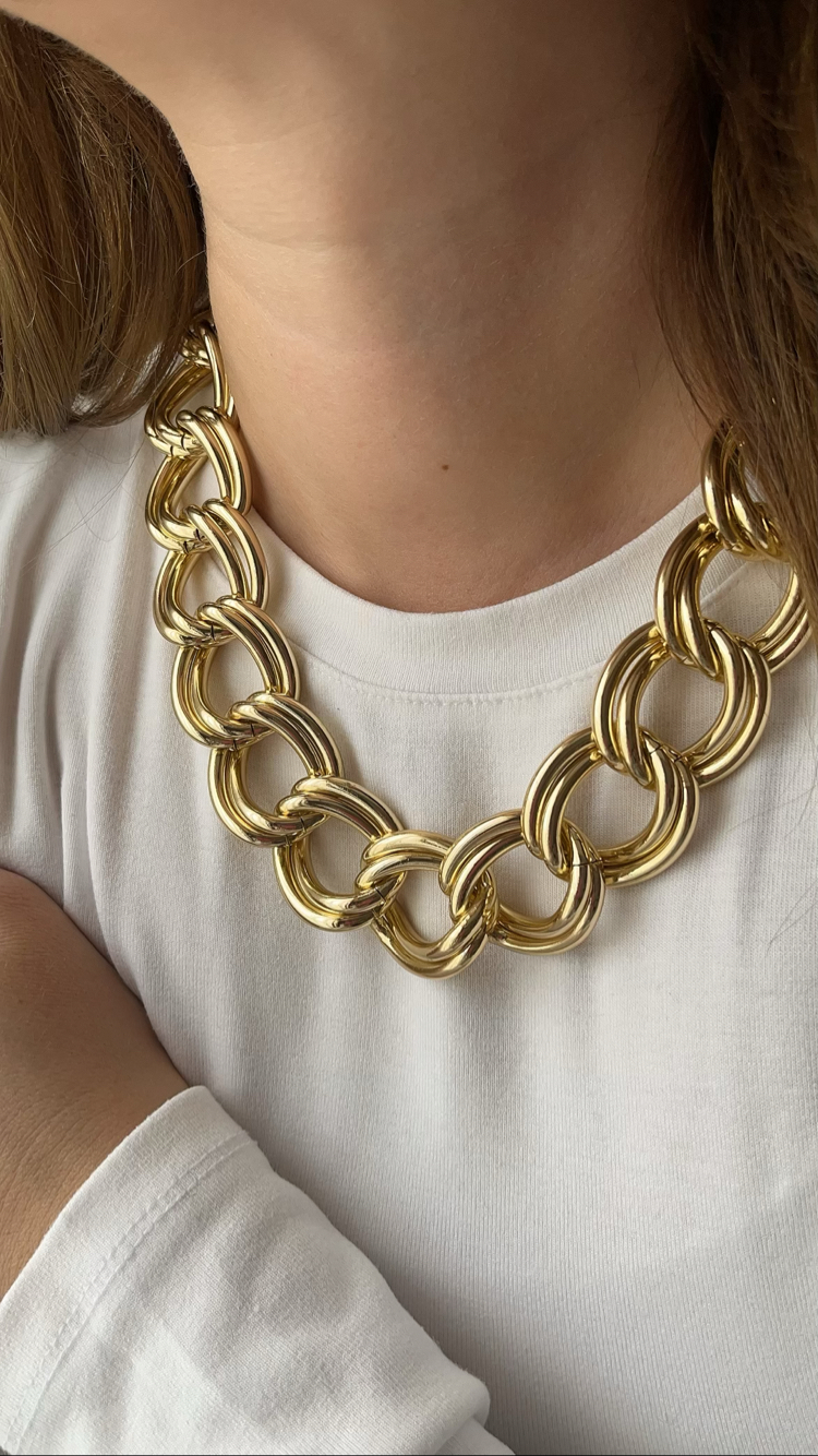 Geçme halkalar büyük gold kolye